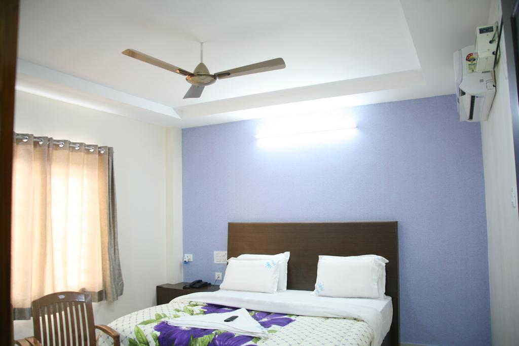 Kvp Inn Tirupati Bilik gambar